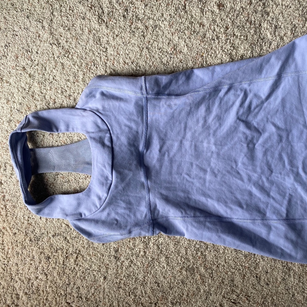Lululemon tank